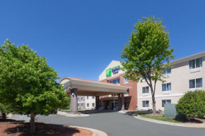 Отель Holiday Inn Express Hotel & Suites Mebane, an IHG Hotel  Мебан